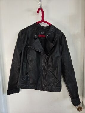 Suzy Shier Black Faux Leather Bomber Jacket